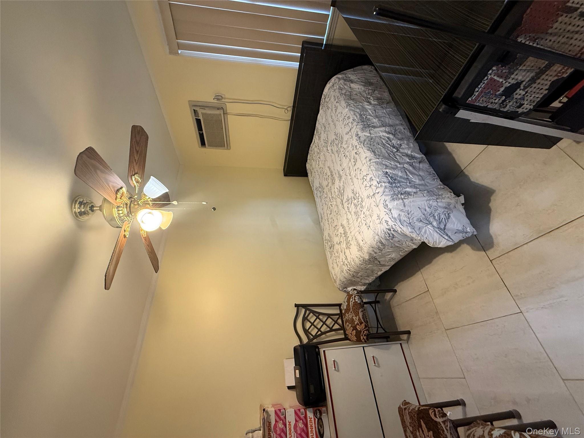 7841 84th Street, Glendale, NY 11385