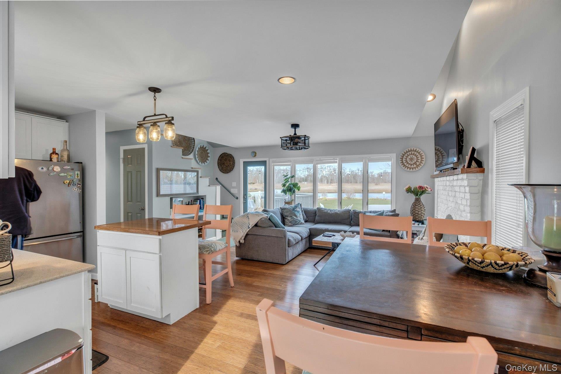 53 W End Avenue, East Quogue, NY 11942