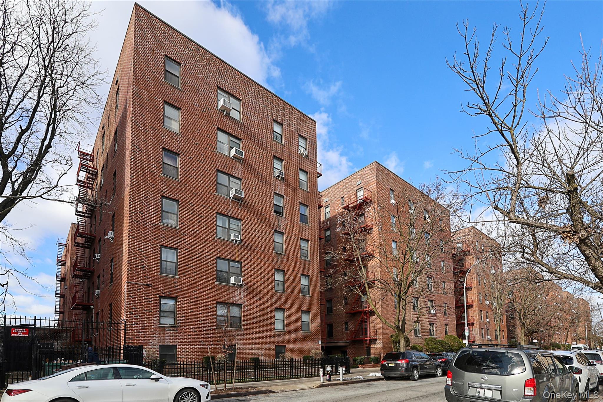 32-40 91st Street # 608, East Elmhurst, NY 11369