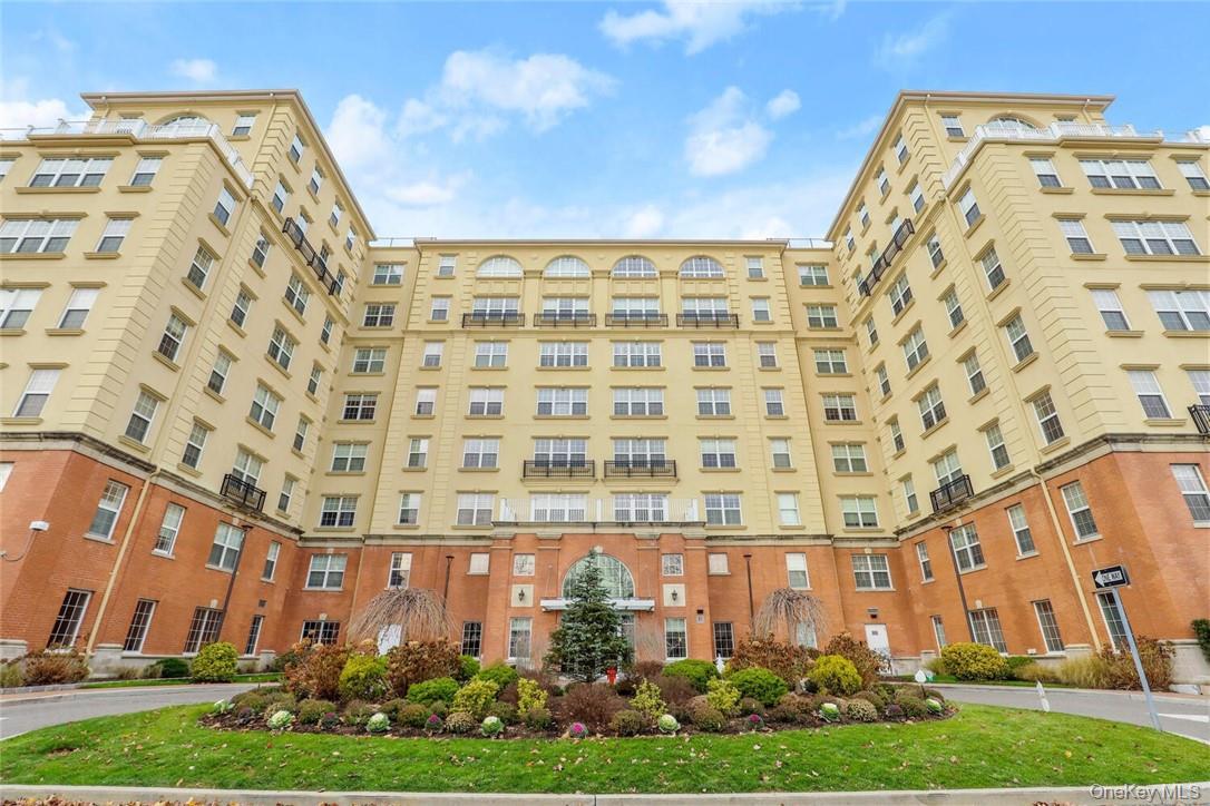 10 Byron Place # 219, Larchmont, NY 10538