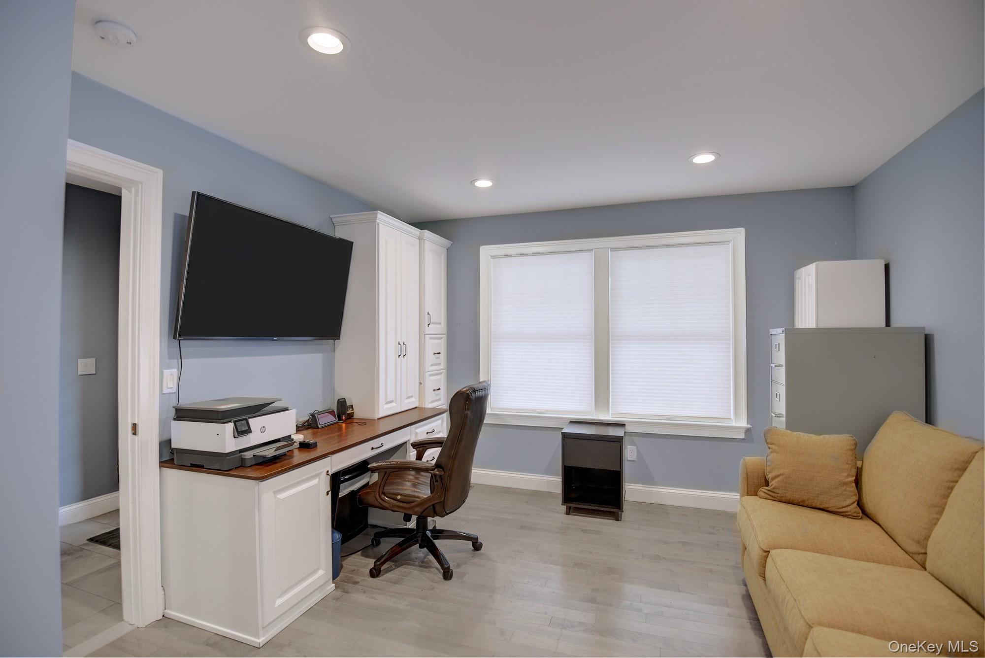 2 Spruce Place, Bohemia, NY 11716