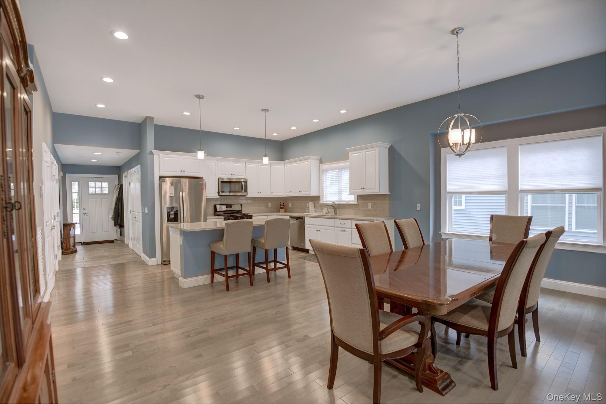 2 Spruce Place, Bohemia, NY 11716