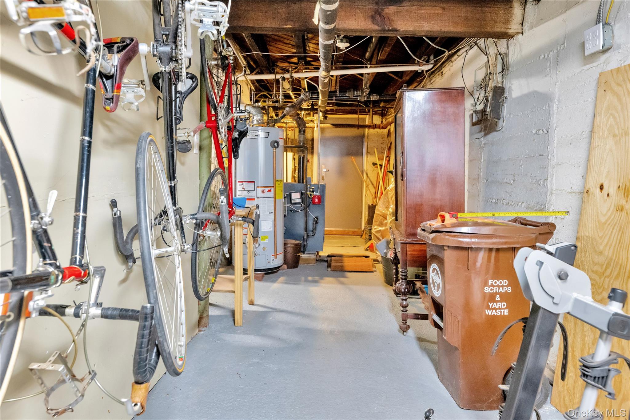 164-04 33rd Avenue, Flushing, NY 11358