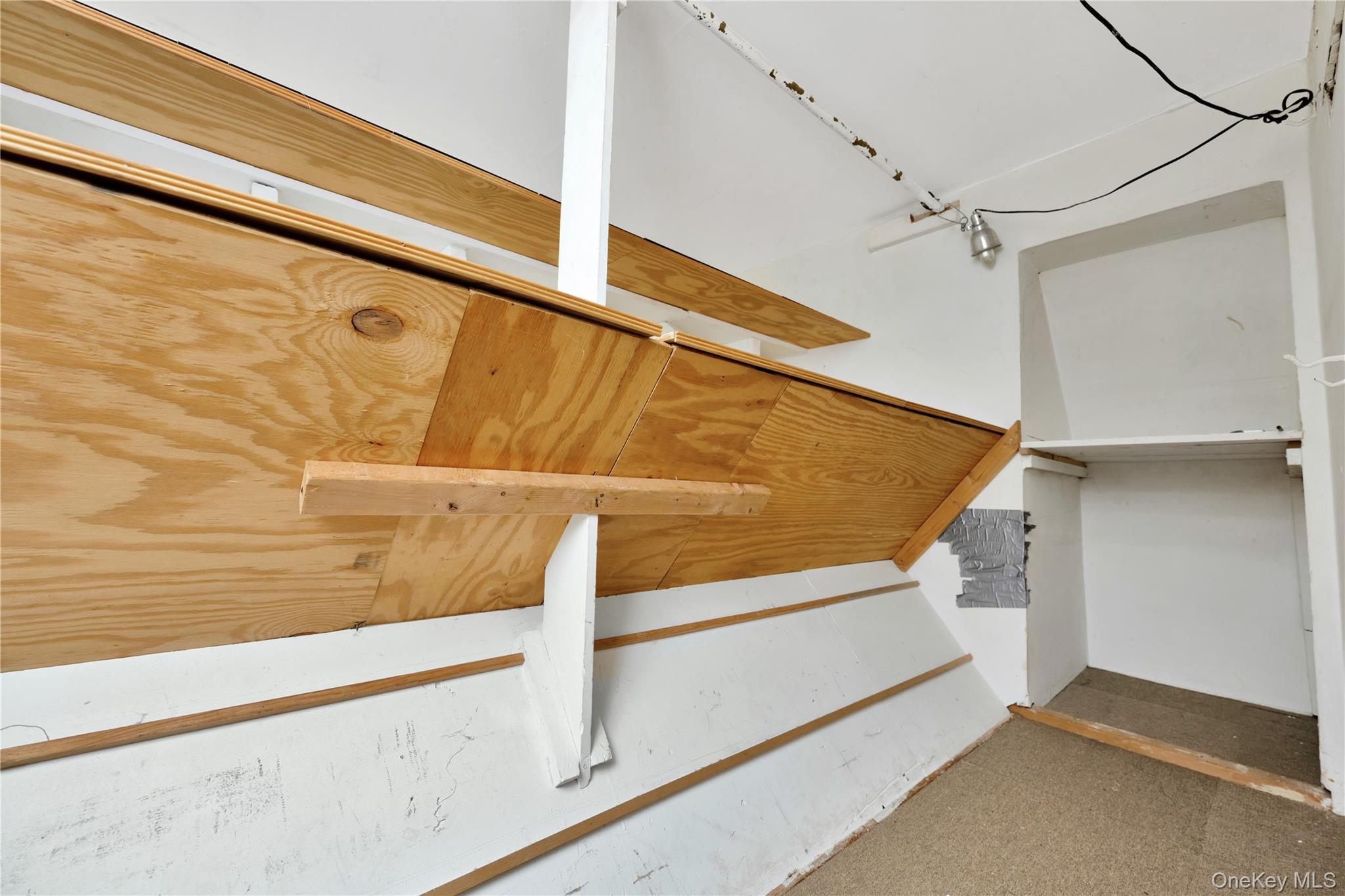 164-04 33rd Avenue, Flushing, NY 11358