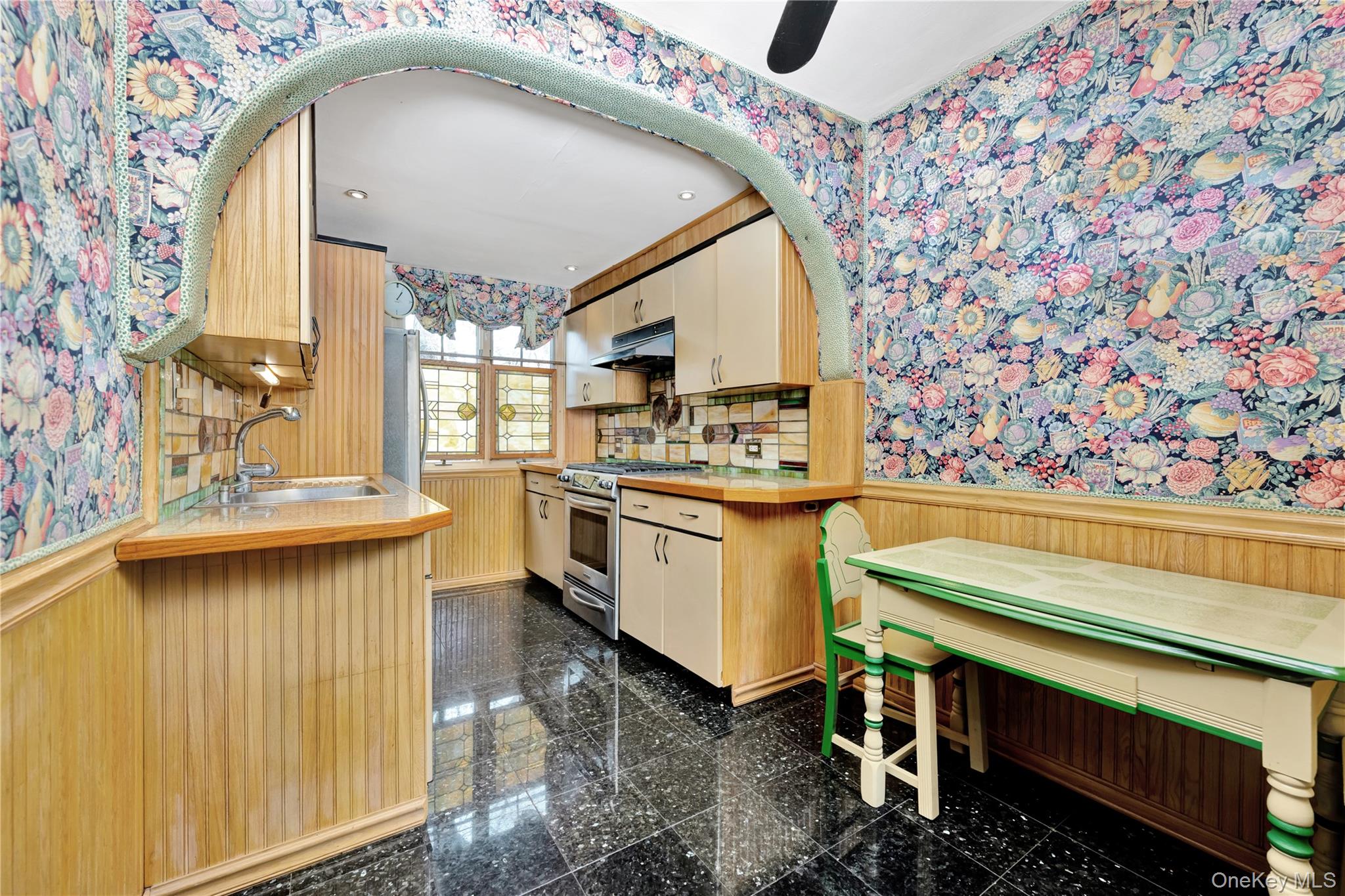 164-04 33rd Avenue, Flushing, NY 11358