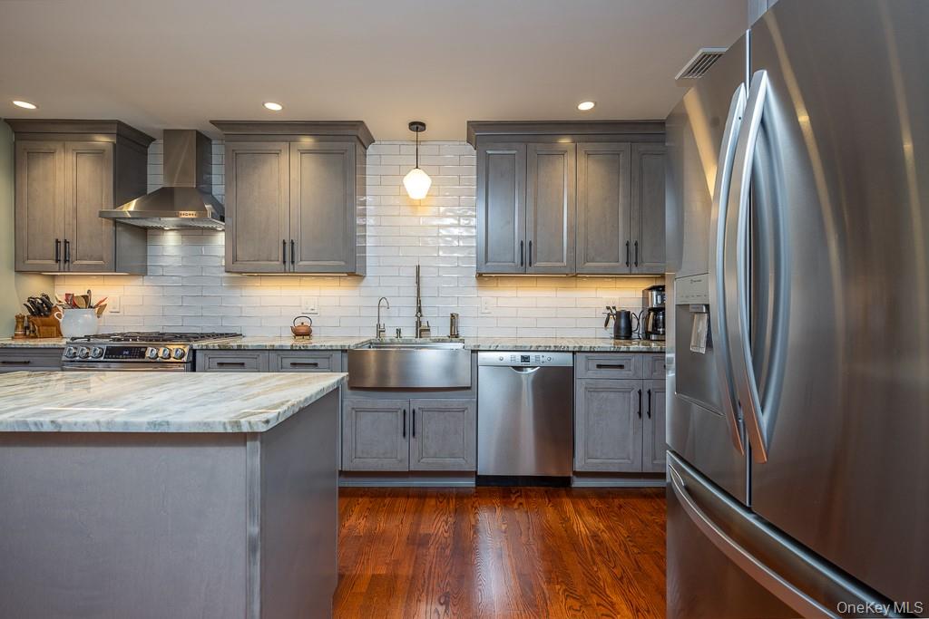 17 Termakay Drive, New City, NY 10956