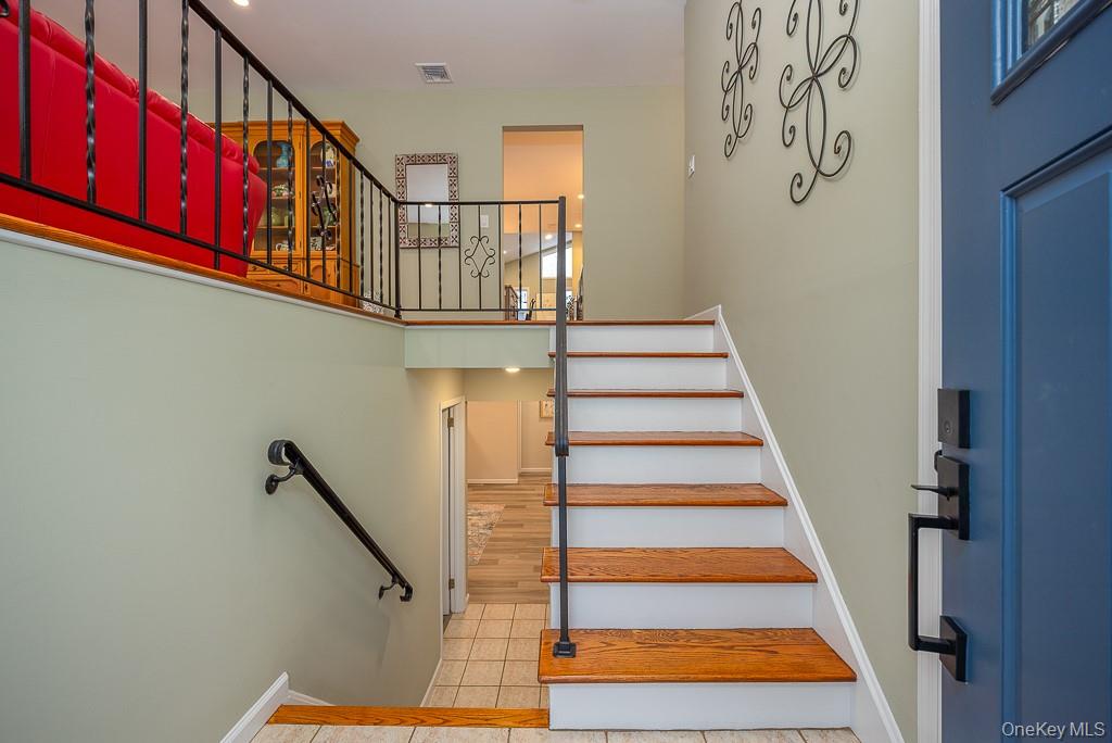 17 Termakay Drive, New City, NY 10956