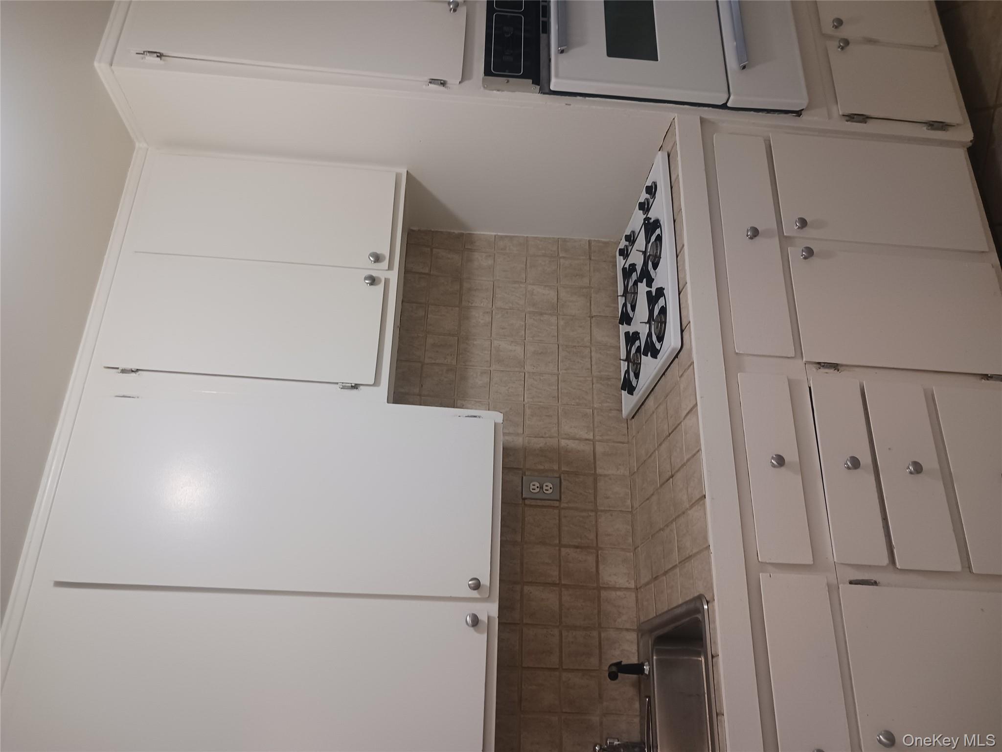 220-55 46th Avenue # 7S, Bayside, NY 11361