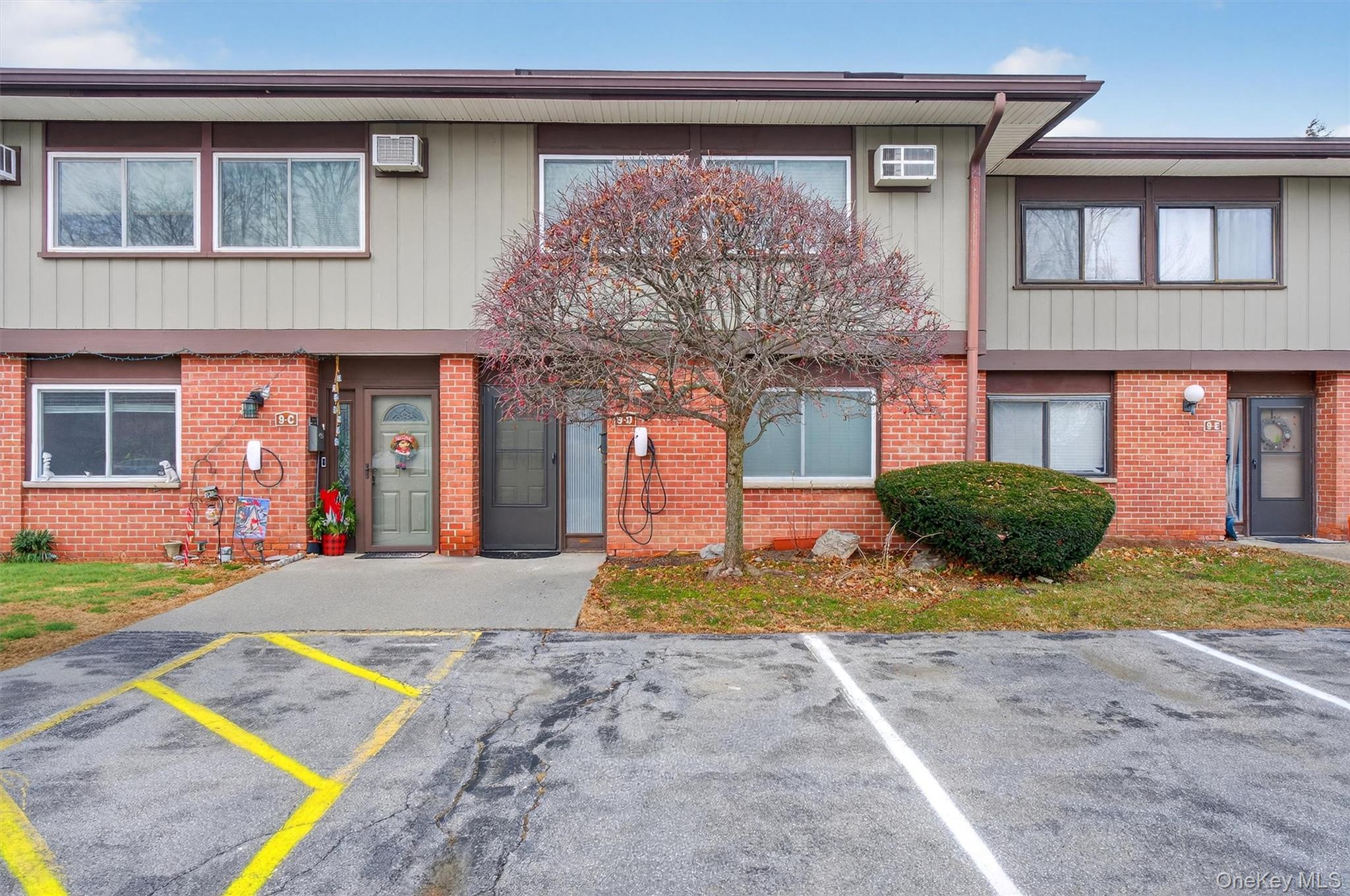 9 Millholland Drive # D, Fishkill, NY 12524