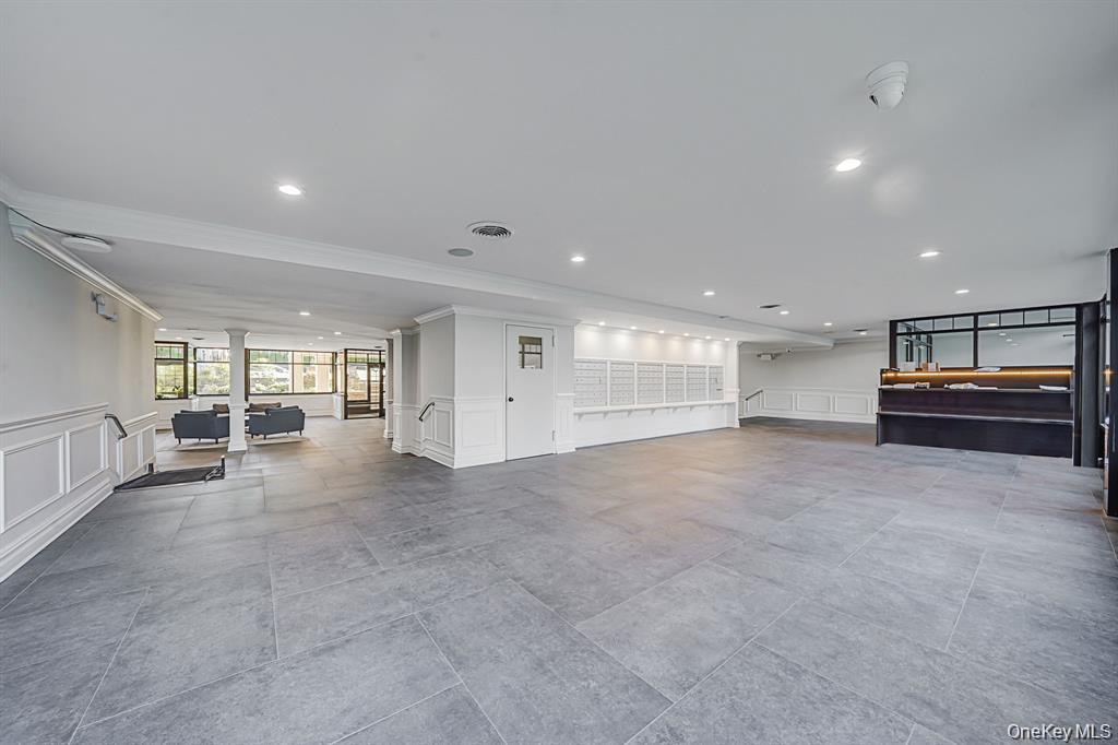 200 Atlantic Avenue # 331, Lynbrook, NY 11563