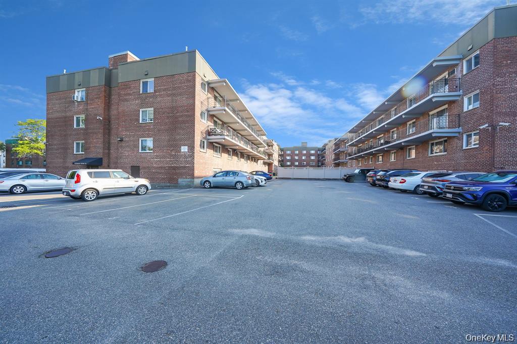 200 Atlantic Avenue # 331, Lynbrook, NY 11563