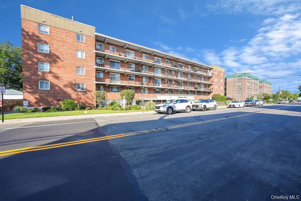 200 Atlantic Avenue # 331, Lynbrook, NY 11563