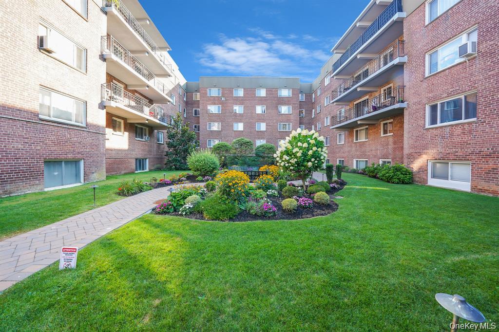 200 Atlantic Avenue # 331, Lynbrook, NY 11563