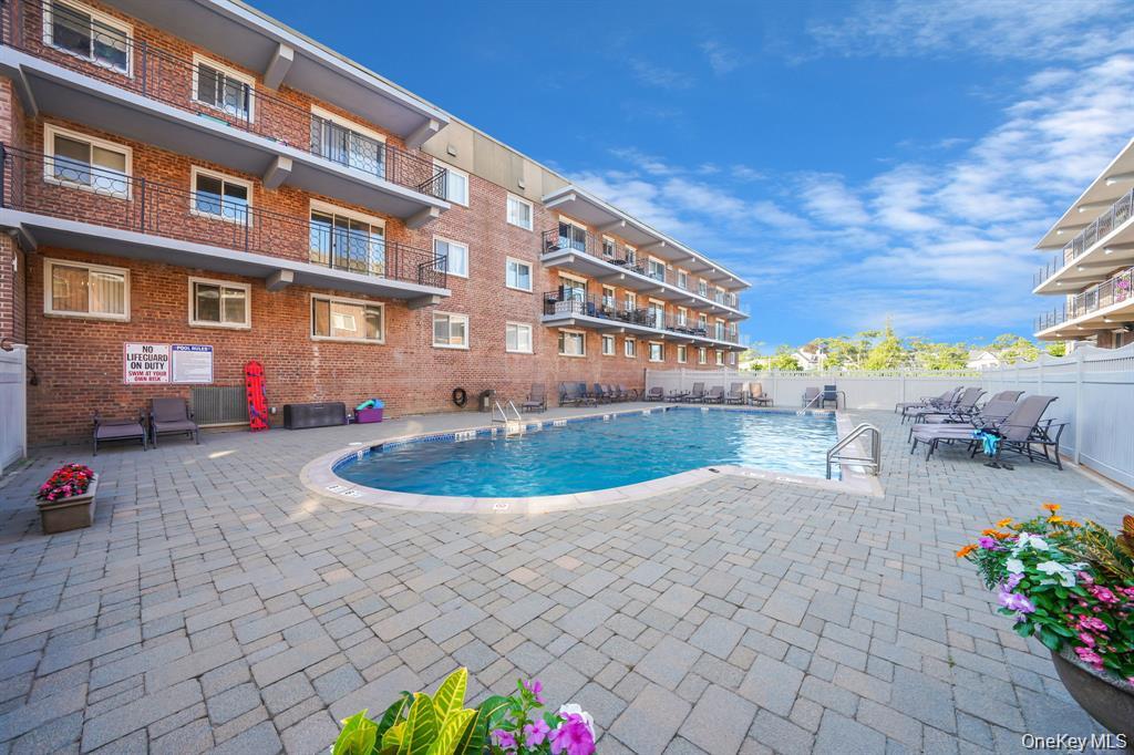 200 Atlantic Avenue # 331, Lynbrook, NY 11563