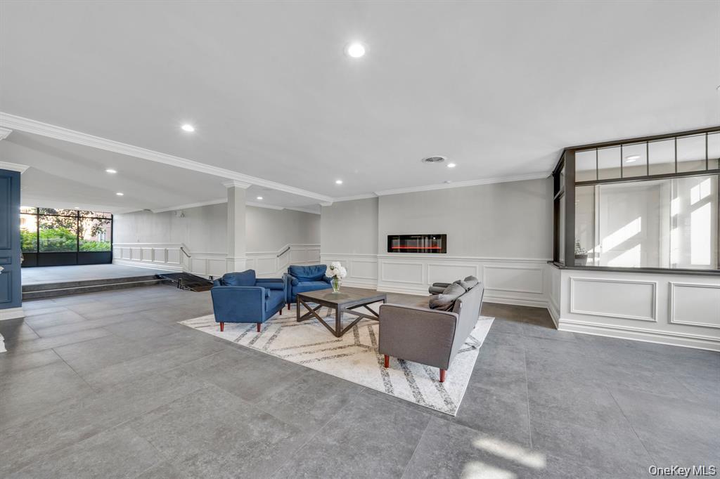 200 Atlantic Avenue # 331, Lynbrook, NY 11563