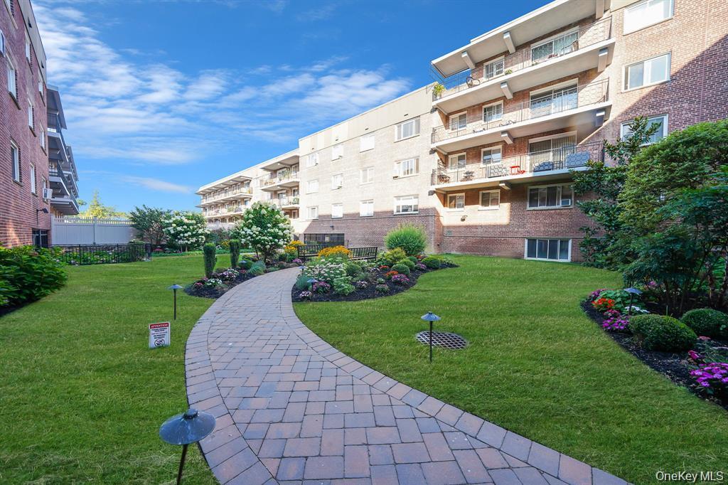 200 Atlantic Avenue # 331, Lynbrook, NY 11563