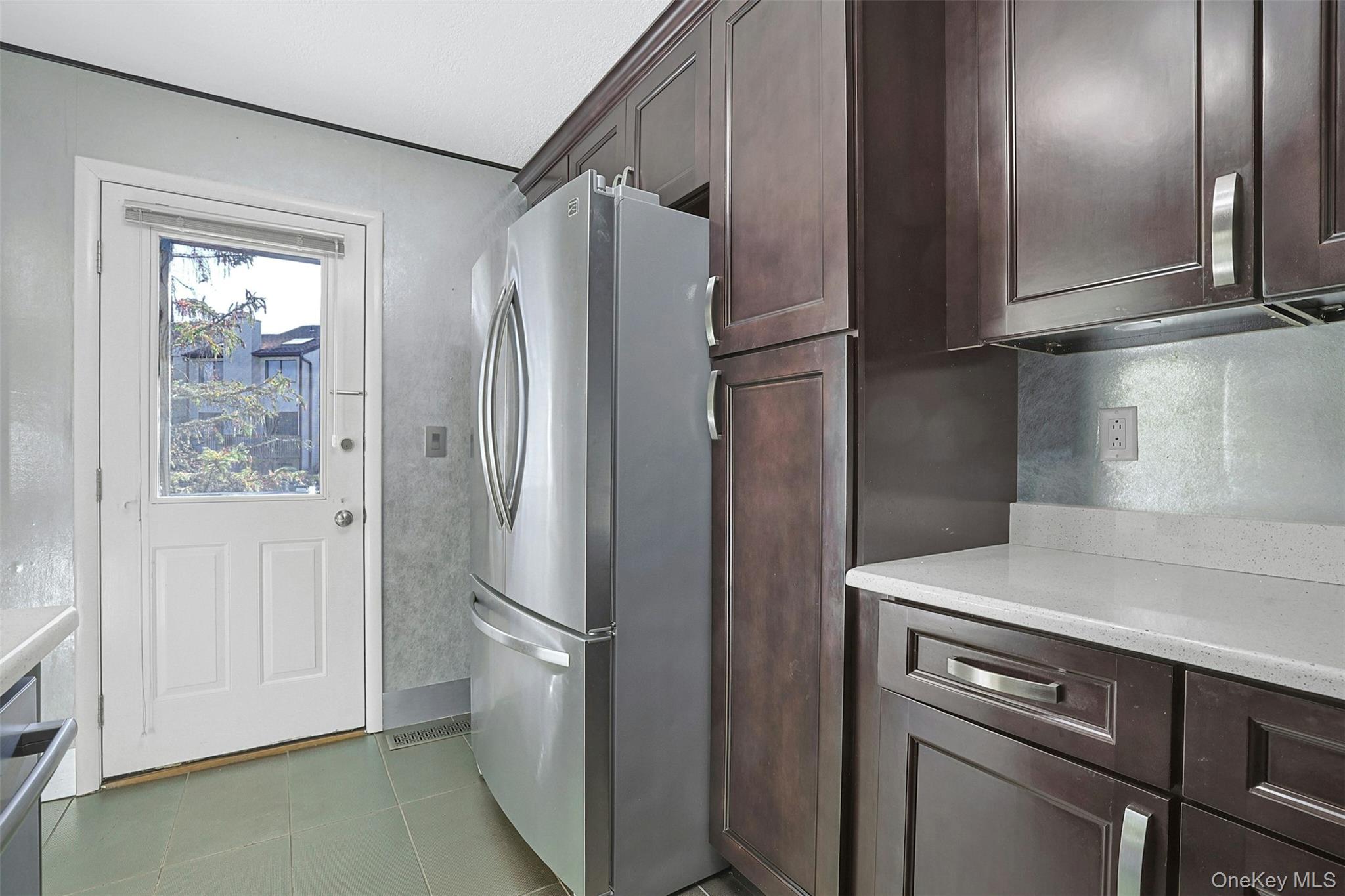 51 Vista Drive # B341, Nanuet, NY 10954