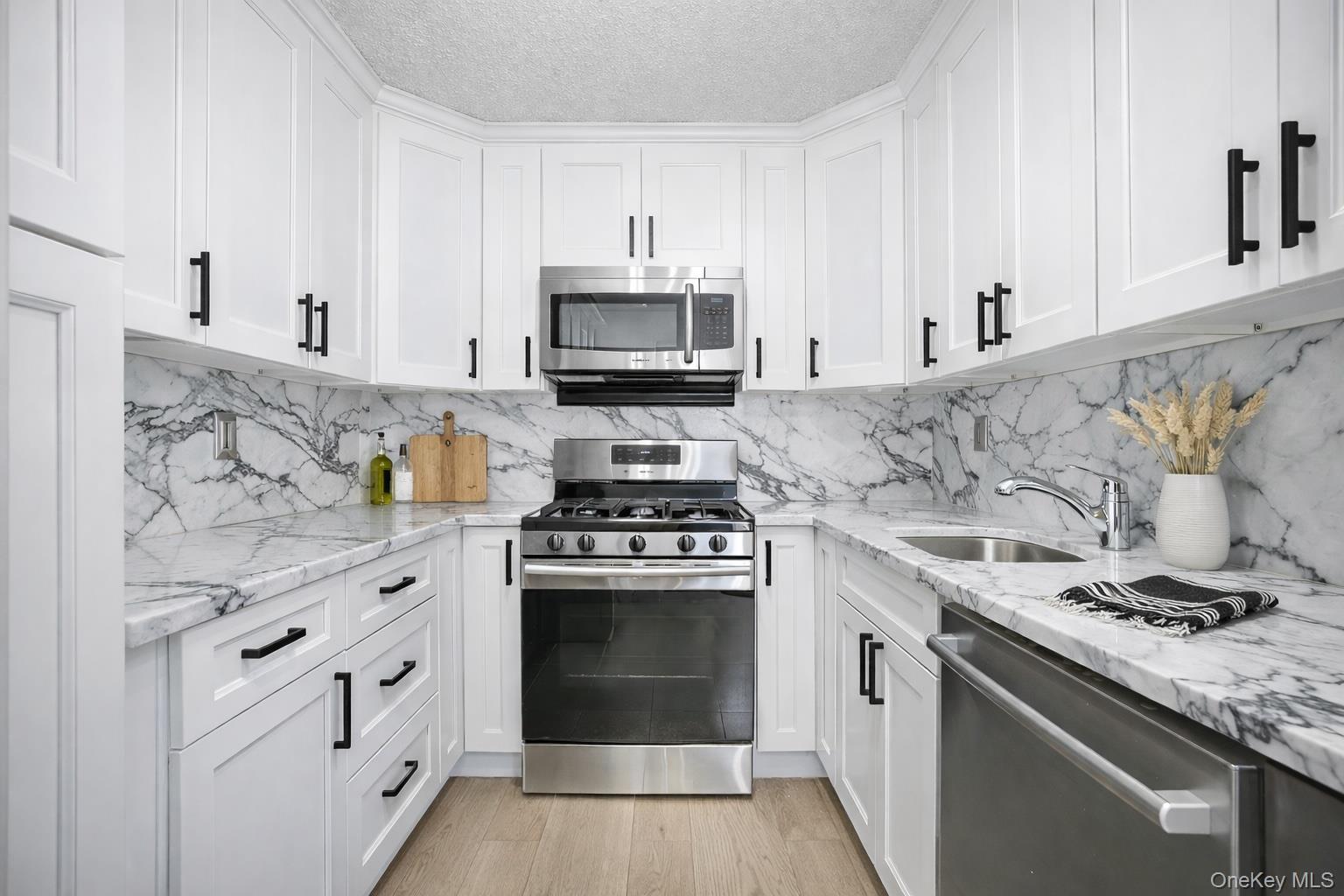 51 Vista Drive # B341, Nanuet, NY 10954