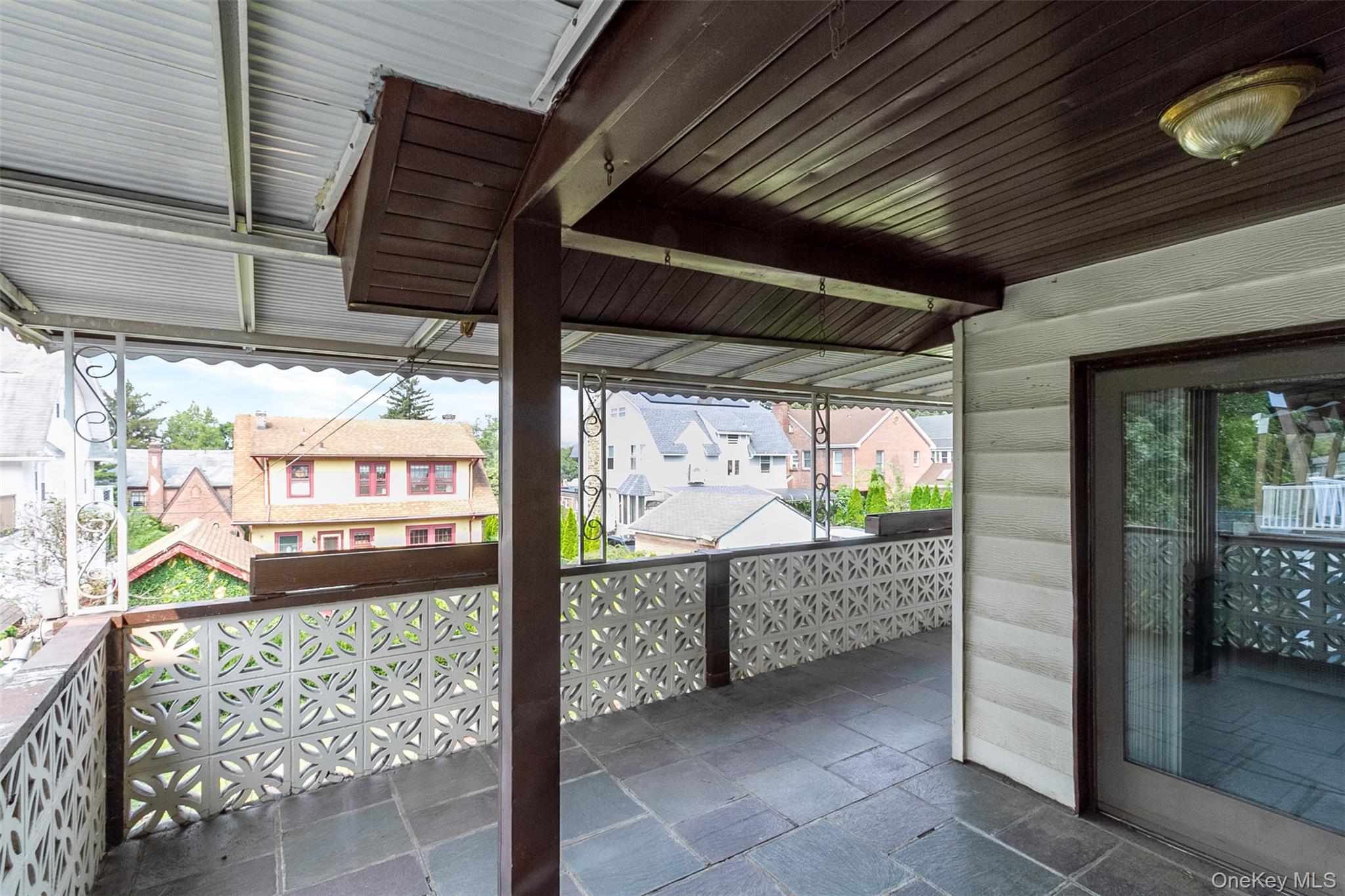 89 Devoe Avenue, Yonkers, NY 10705