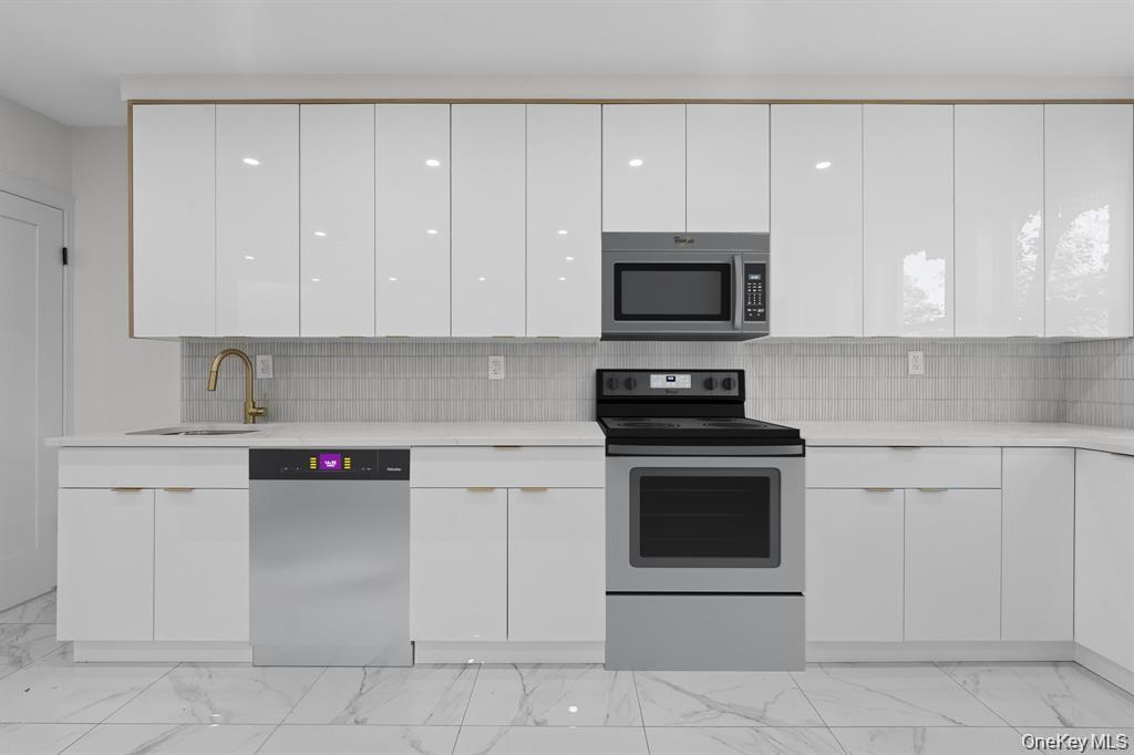 116-16 217th Street, Cambria Heights, NY 11411