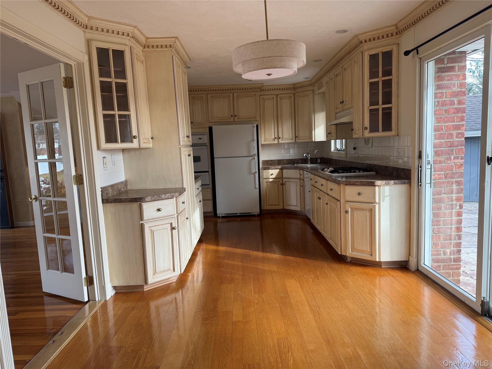 14 Genesee Drive, Commack, NY 11725