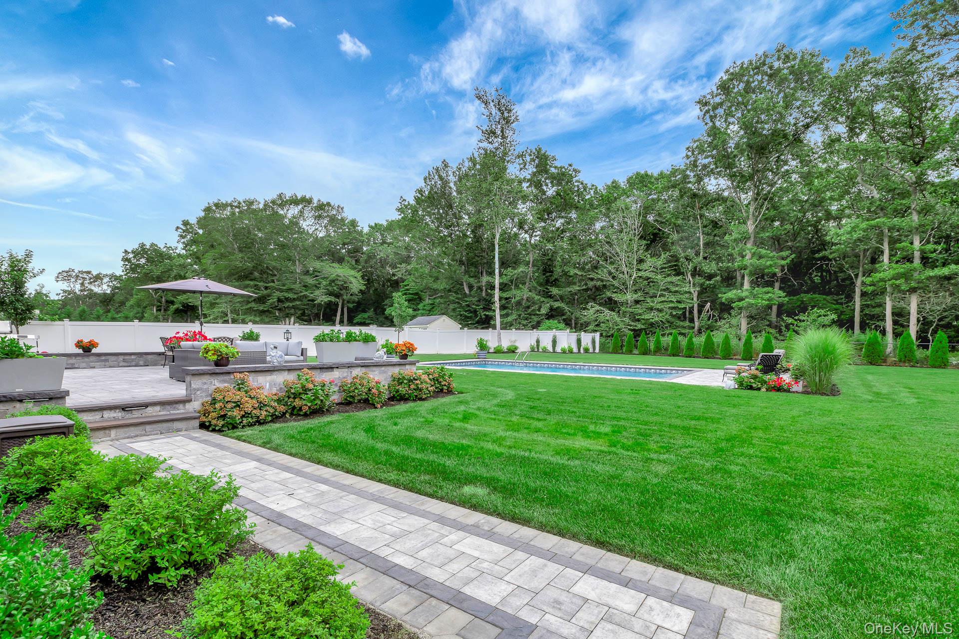 6 Mastro Court, Baiting Hollow, NY 11933