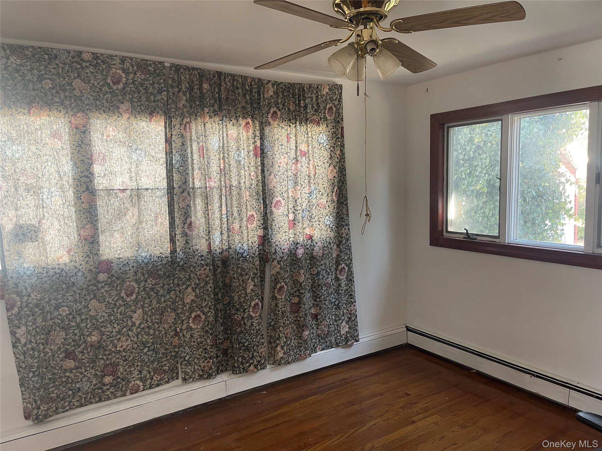 103 E Saint Marks Place, Valley Stream, NY 11580