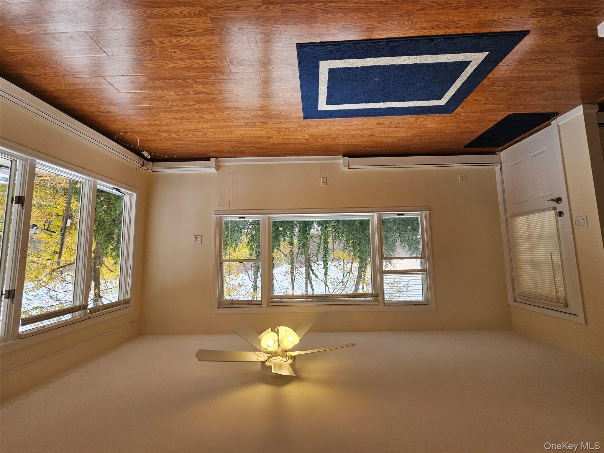 22A Town path # 2, Glen Cove, NY 11542