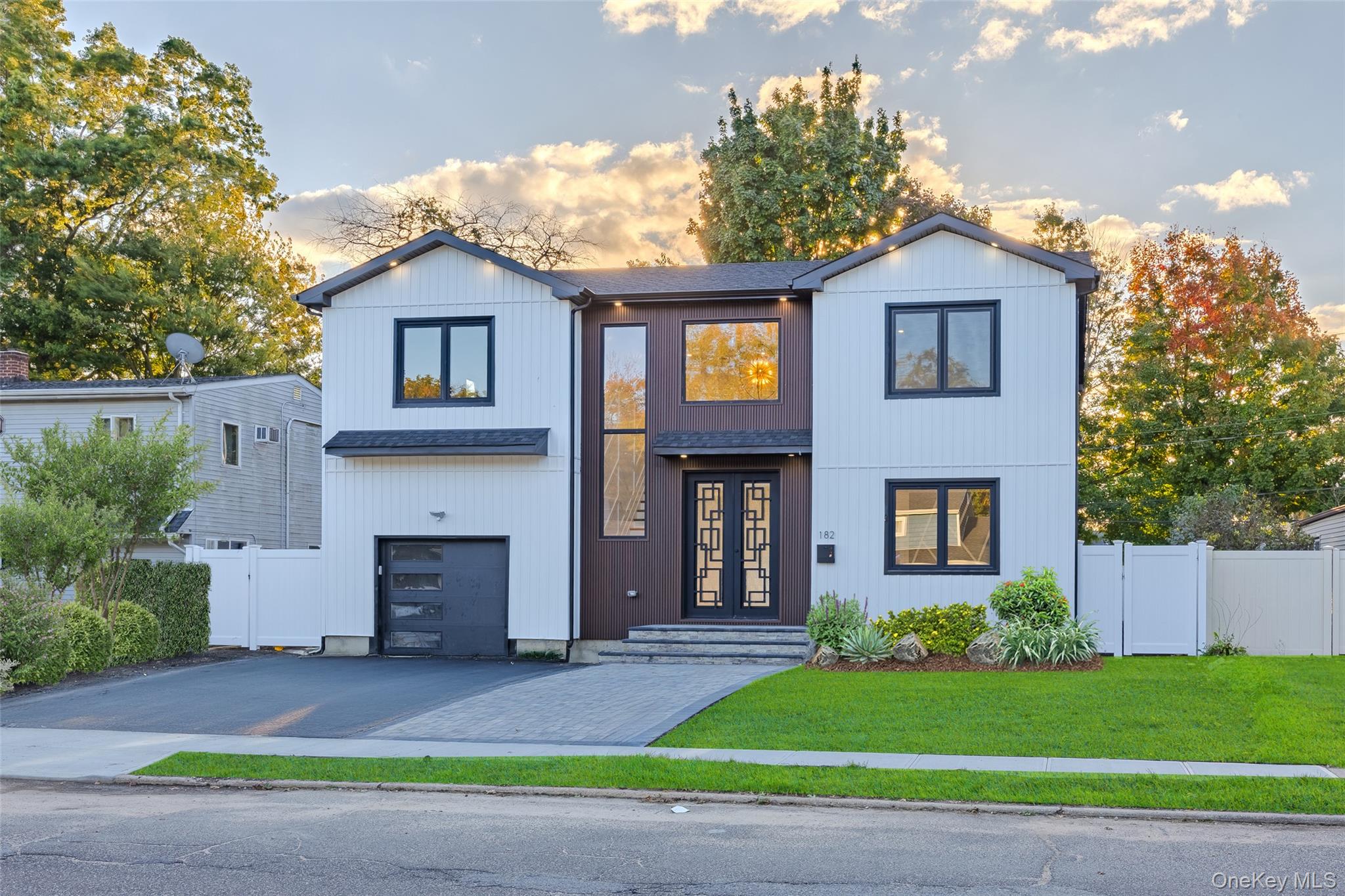 182 Friends Lane, Westbury, NY 11590