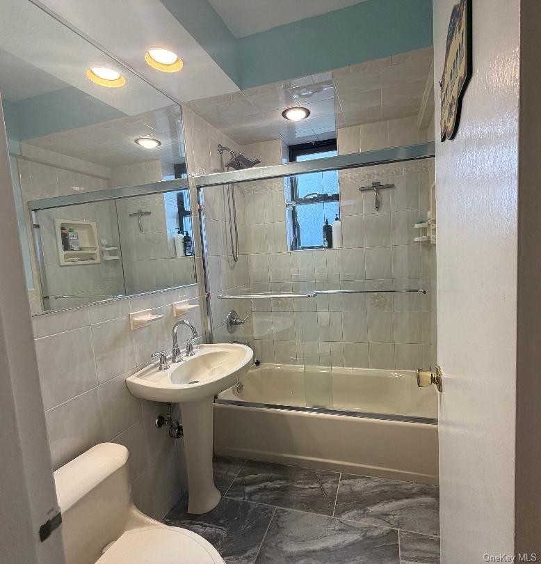 224-24 Union Turnpike # 1P, Bayside, NY 11364