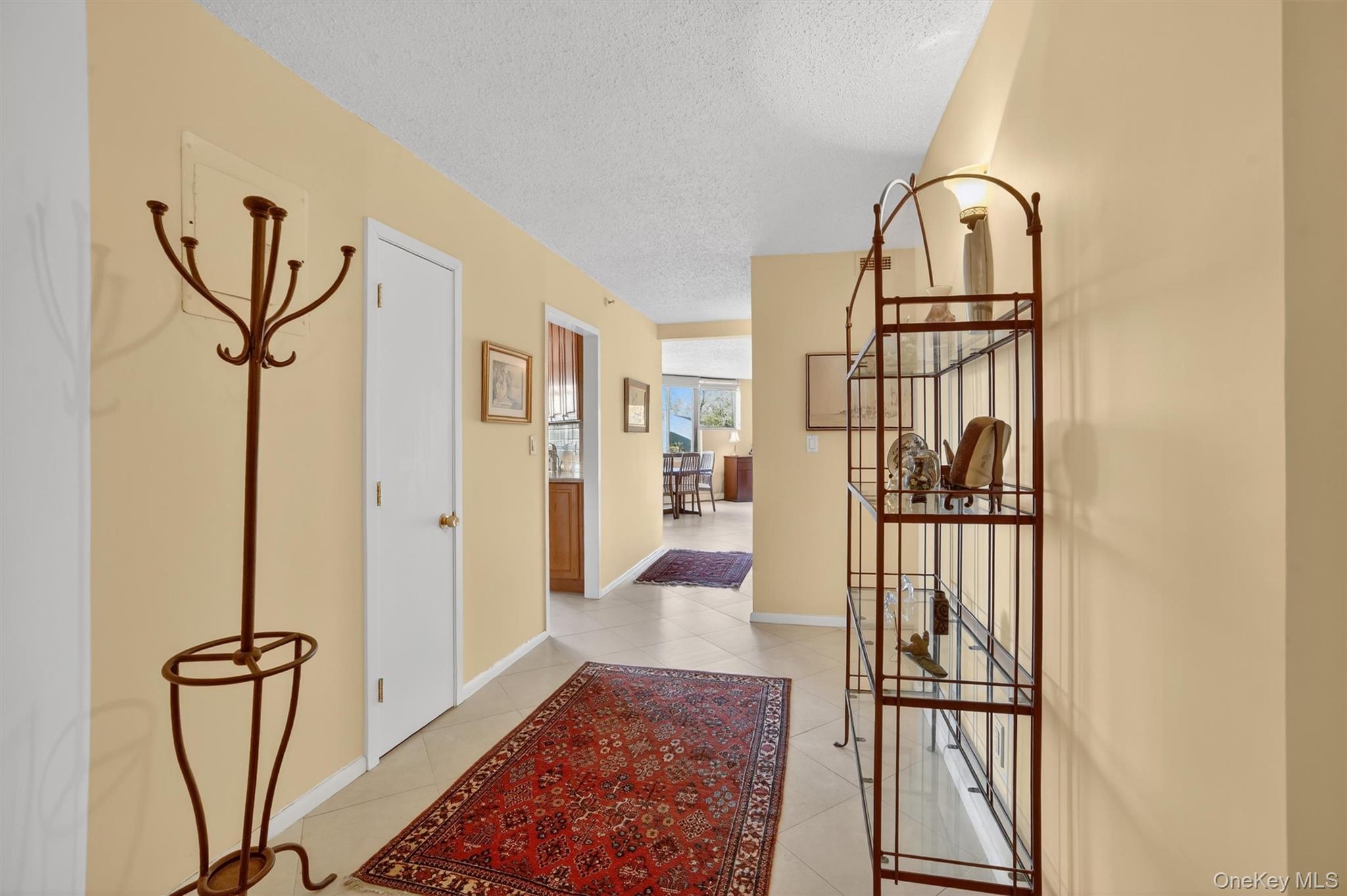 25 Rockledge Avenue # 403, White Plains, NY 10601