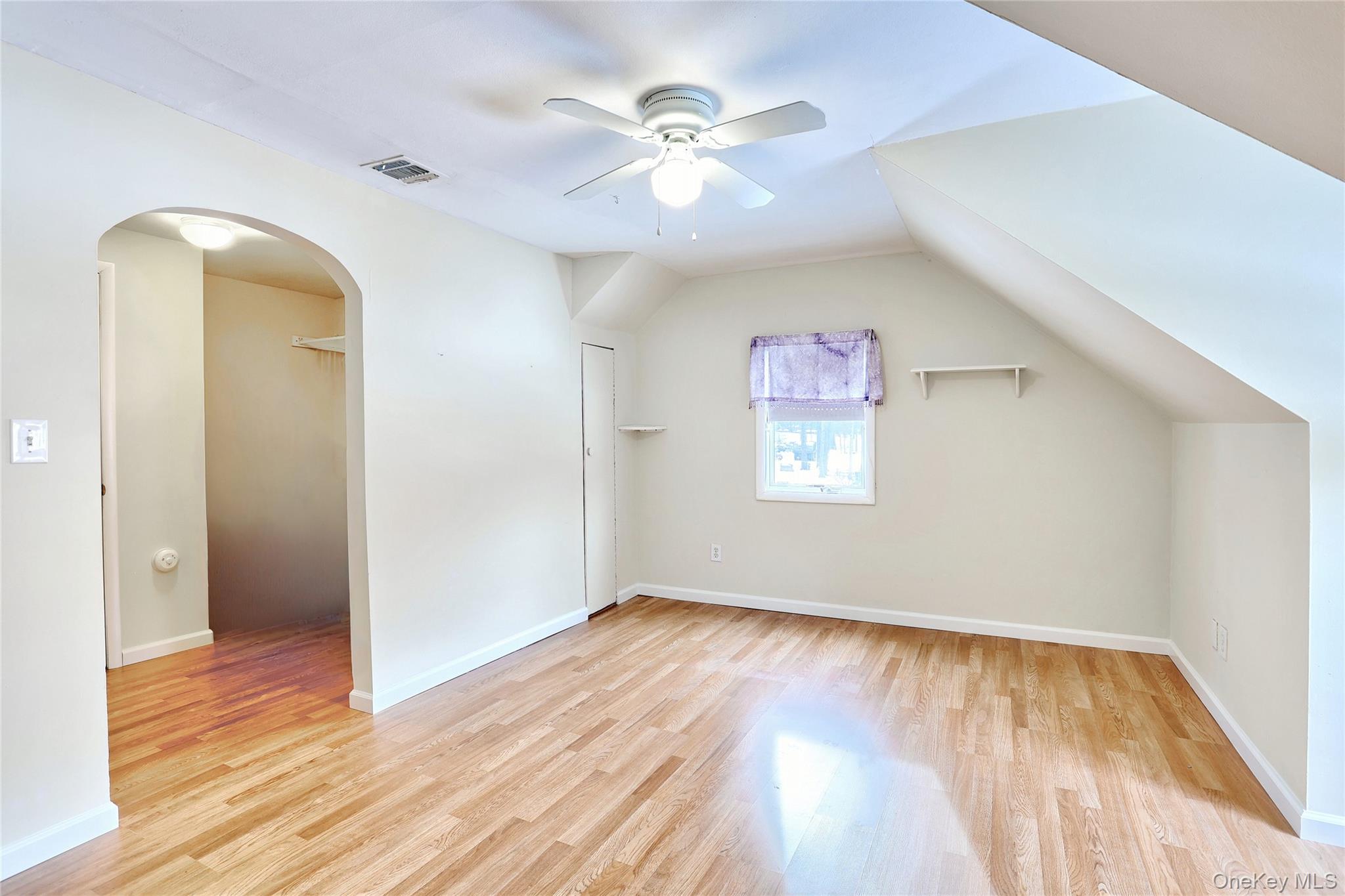 5 Raven Terrace, New City, NY 10956