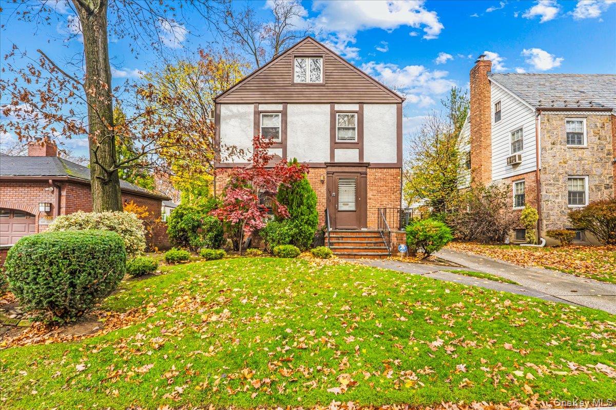 186-15 Grand Central Parkway, Jamaica Estates, NY 11432