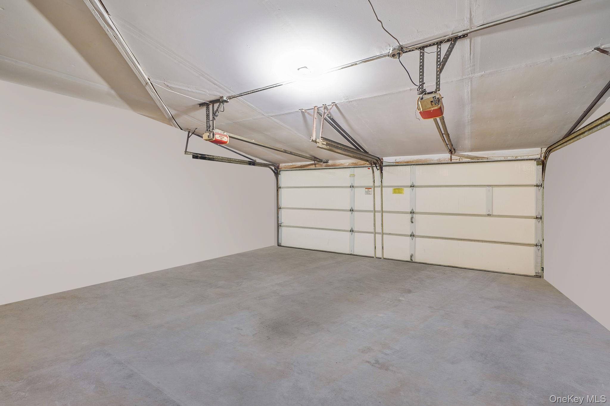 167 Silverleaf Lane, Islandia, NY 11749