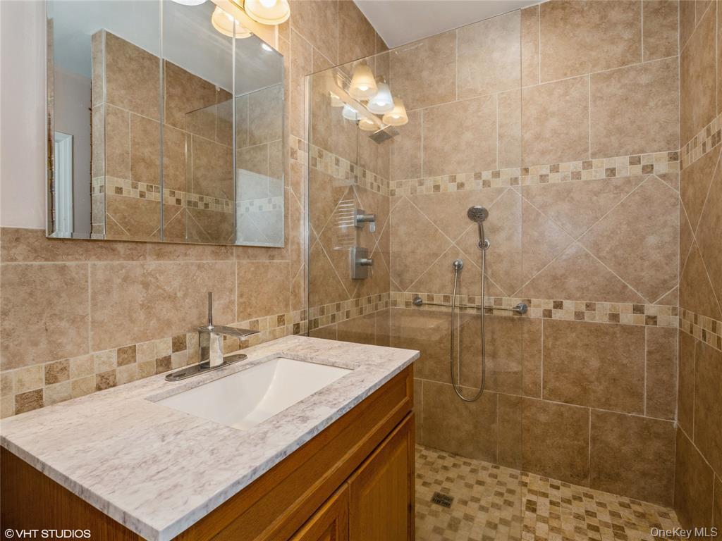 23 Woodland Way, Smallwood, NY 12720