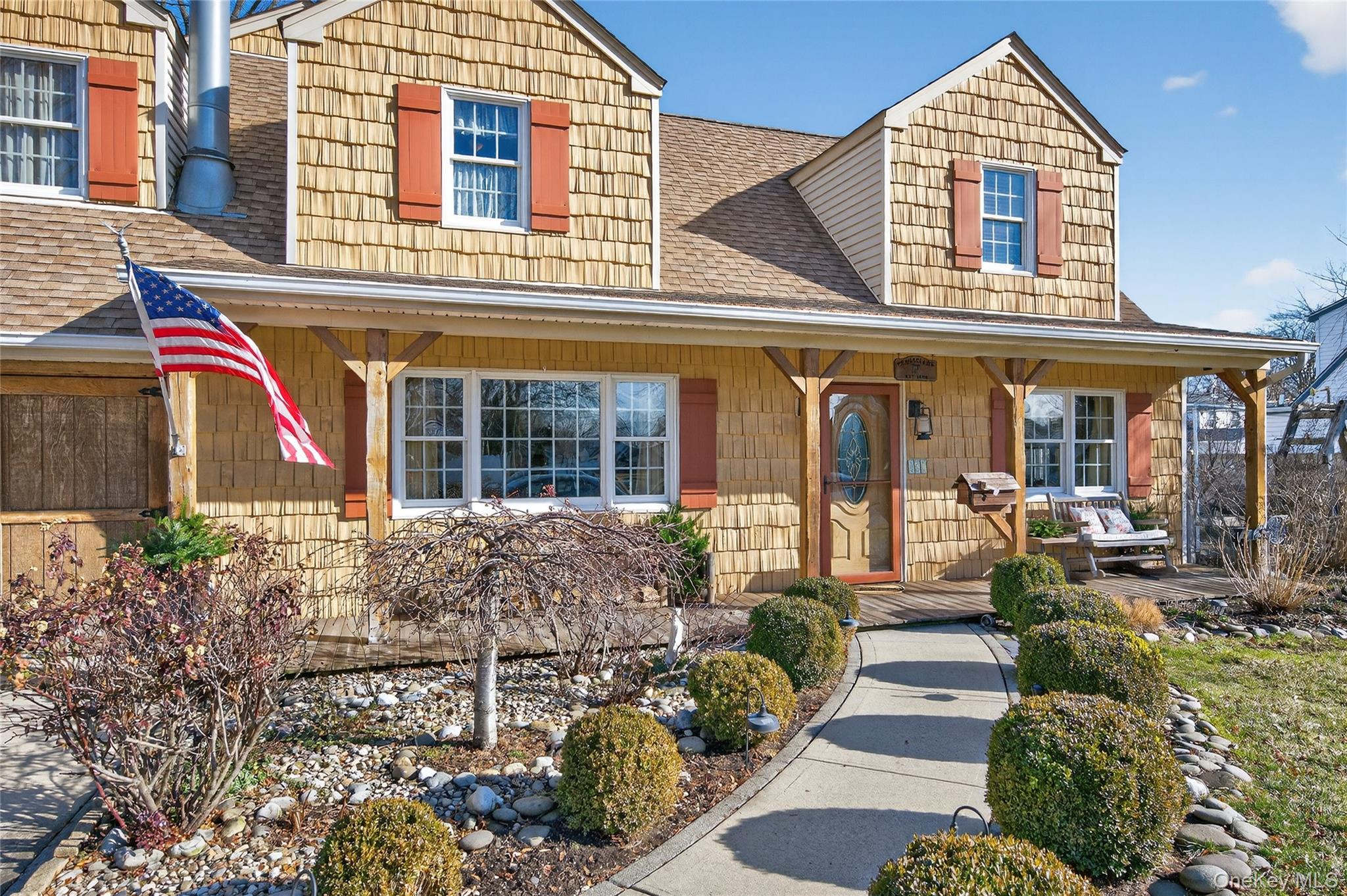 350 Pin Oak Lane, Westbury, NY 11590