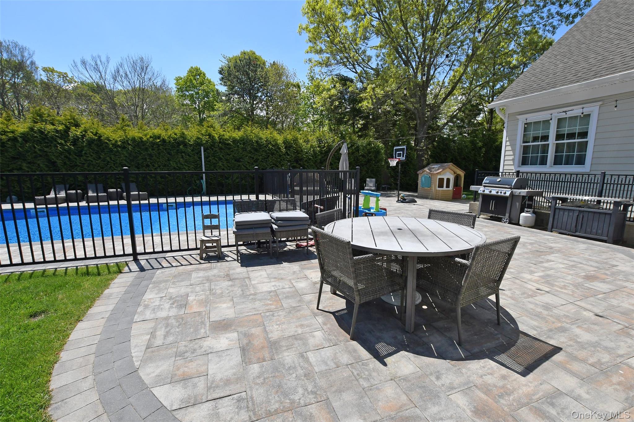 103 Silver Beech Lane, Calverton, NY 11933