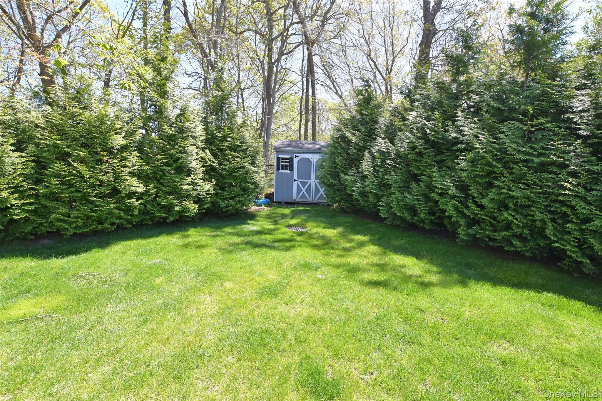 103 Silver Beech Lane, Calverton, NY 11933