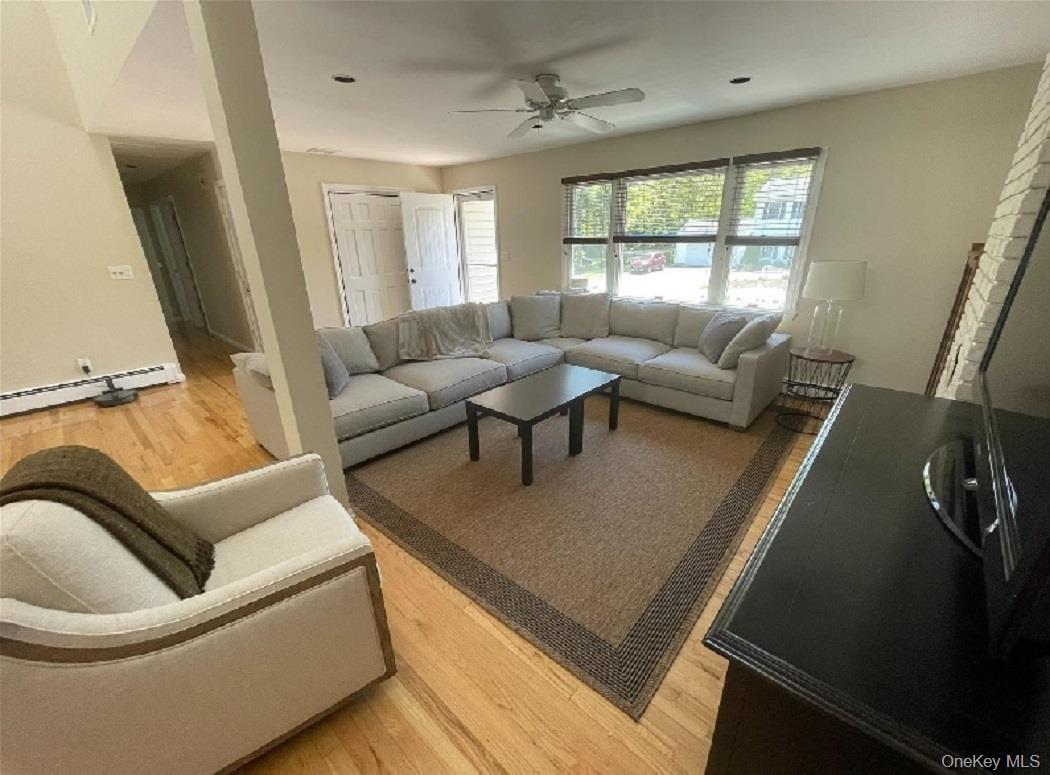 215 Northfield Lane, Southold, NY 11971