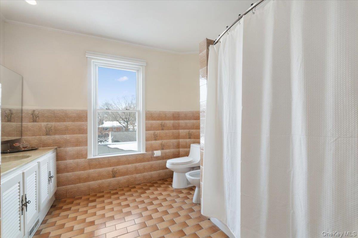 1224 Knickerbocker Avenue, Mamaroneck, NY 10543