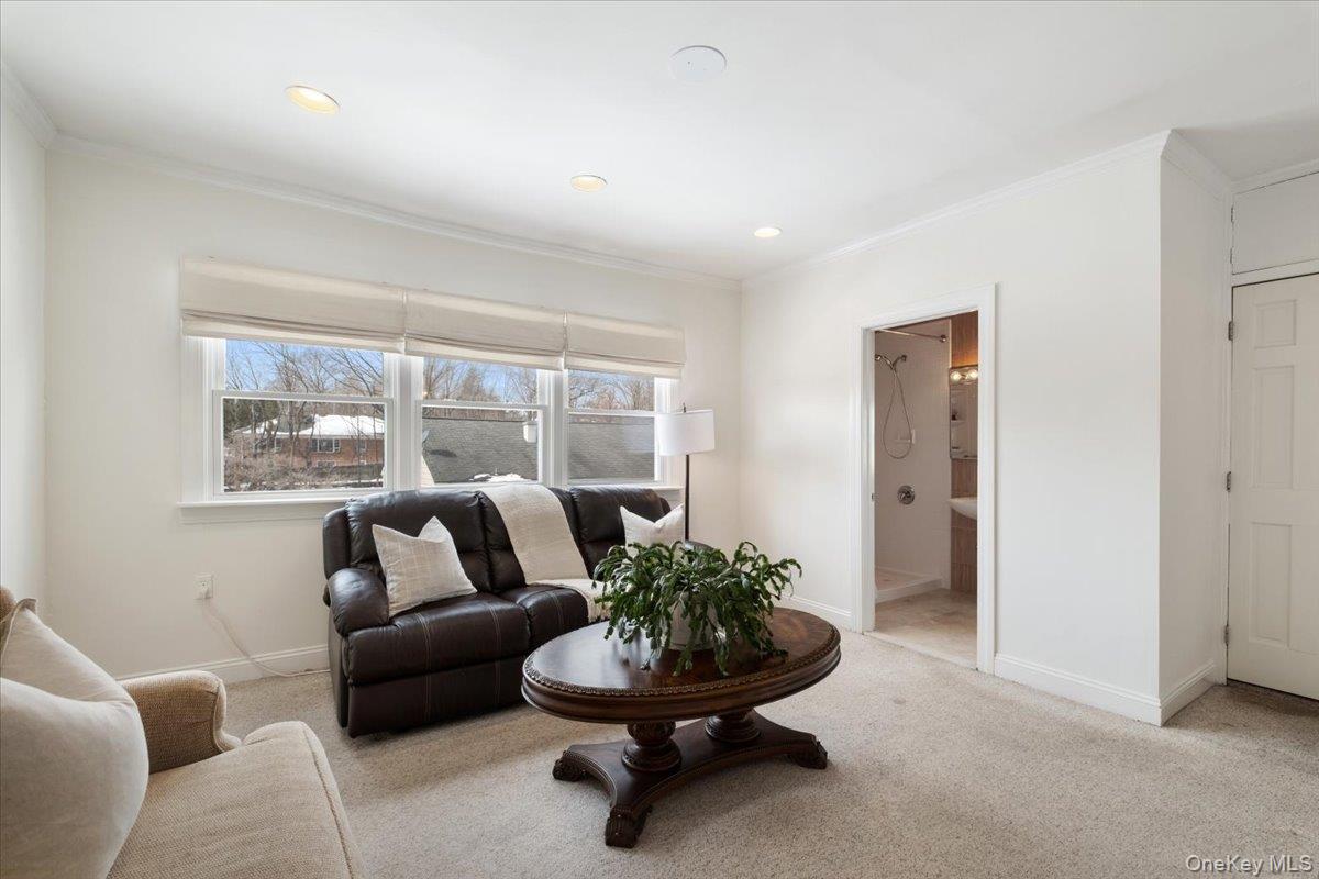 1224 Knickerbocker Avenue, Mamaroneck, NY 10543