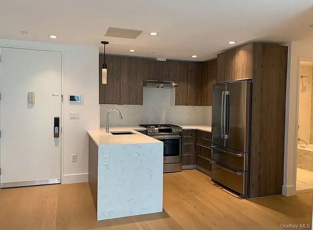 4620 11th Street # 5F, Long Island City, NY 11101