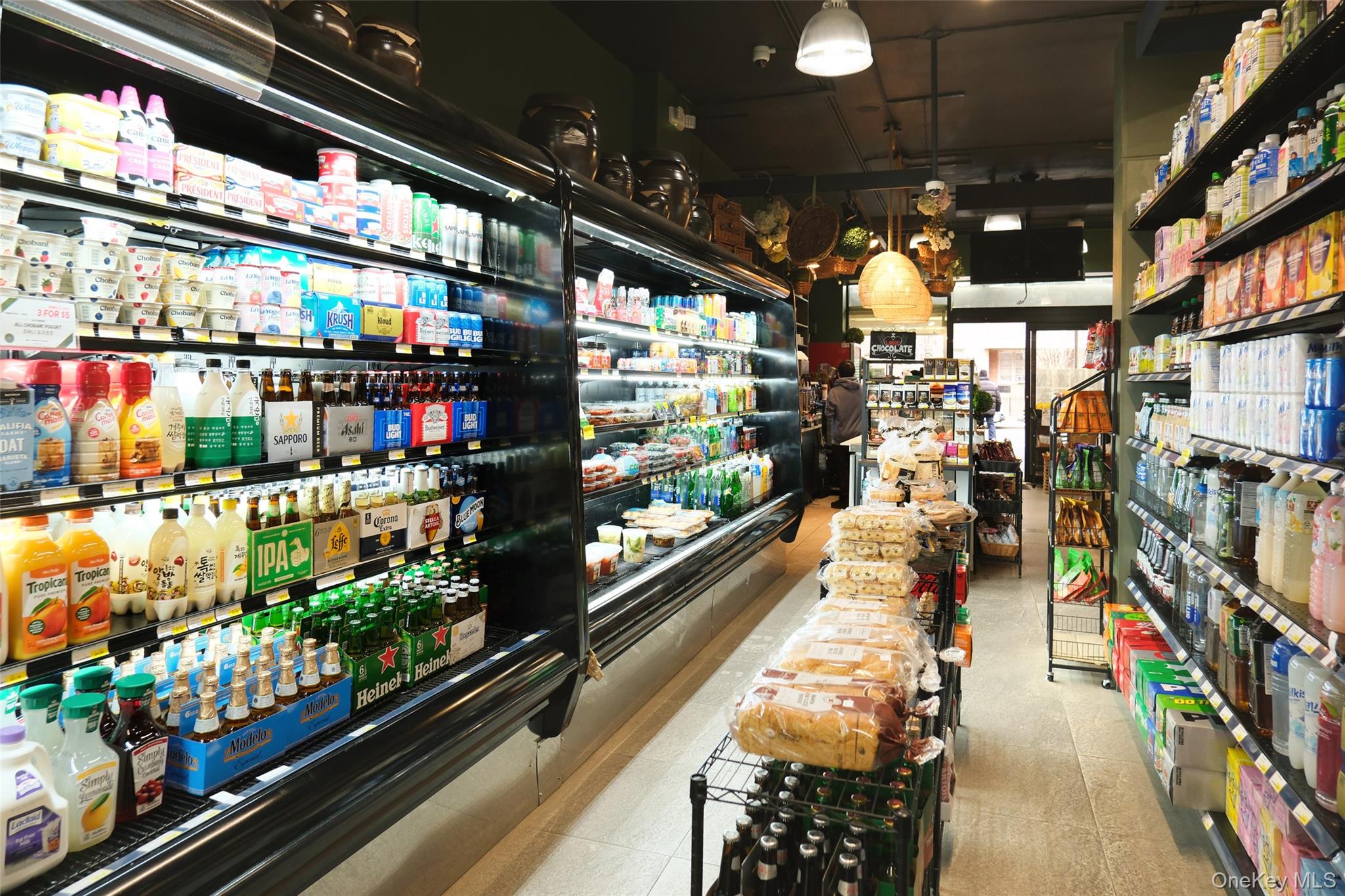 142-06 41st Avenue, Flushing, NY 11355