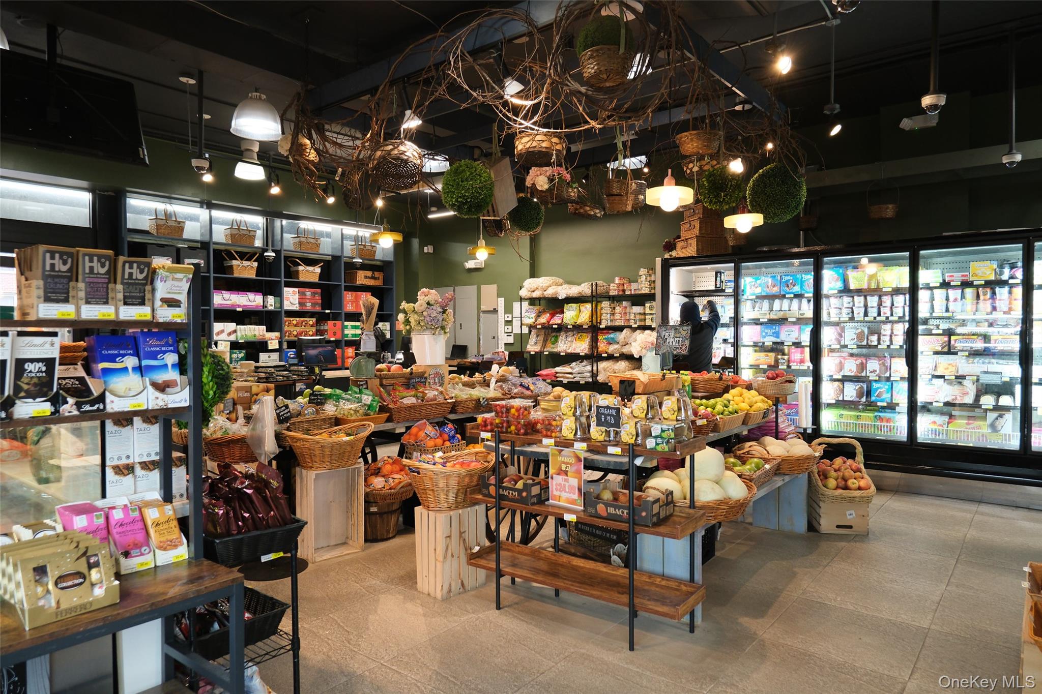 142-06 41st Avenue, Flushing, NY 11355