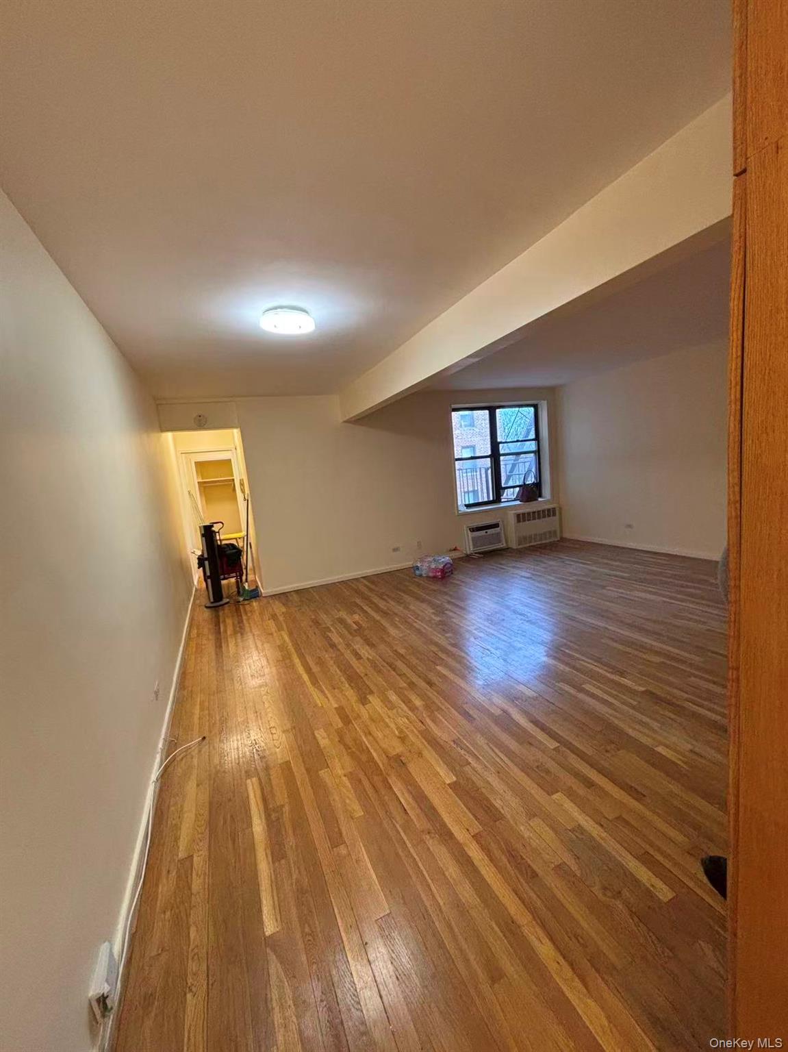 224-24 Union Turnpike # 4J, Oakland Gardens, NY 11364