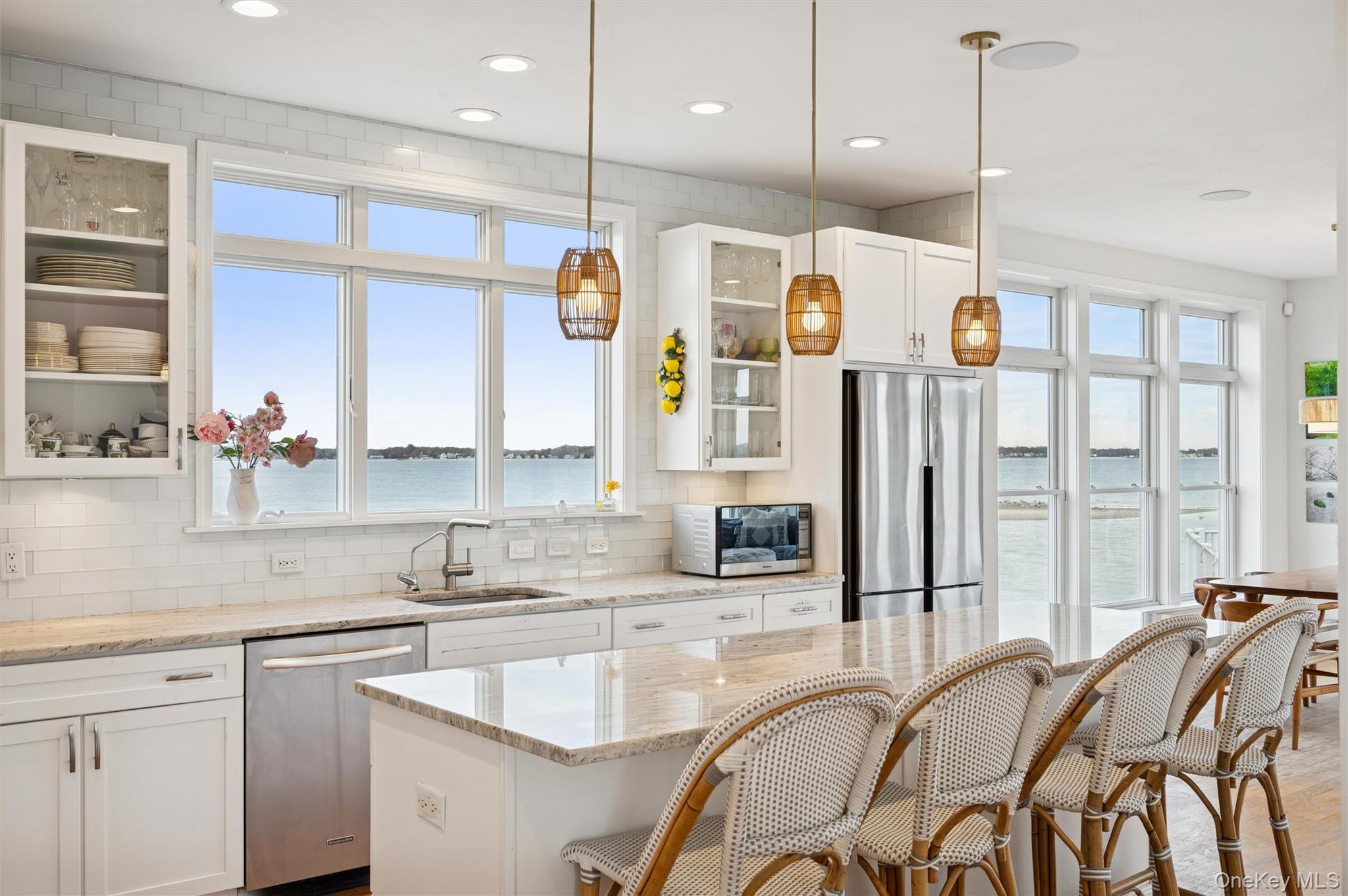 112 Pine Avenue, Flanders, NY 11901