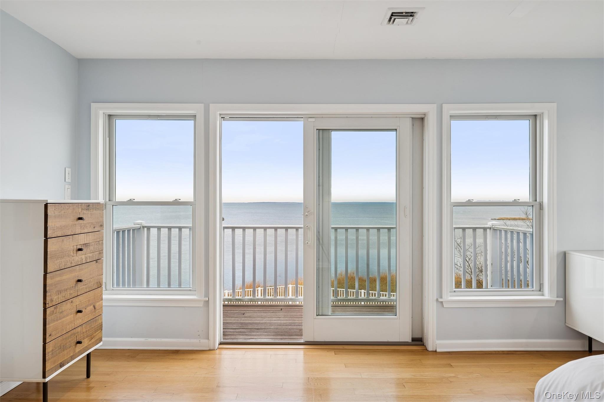 112 Pine Avenue, Flanders, NY 11901