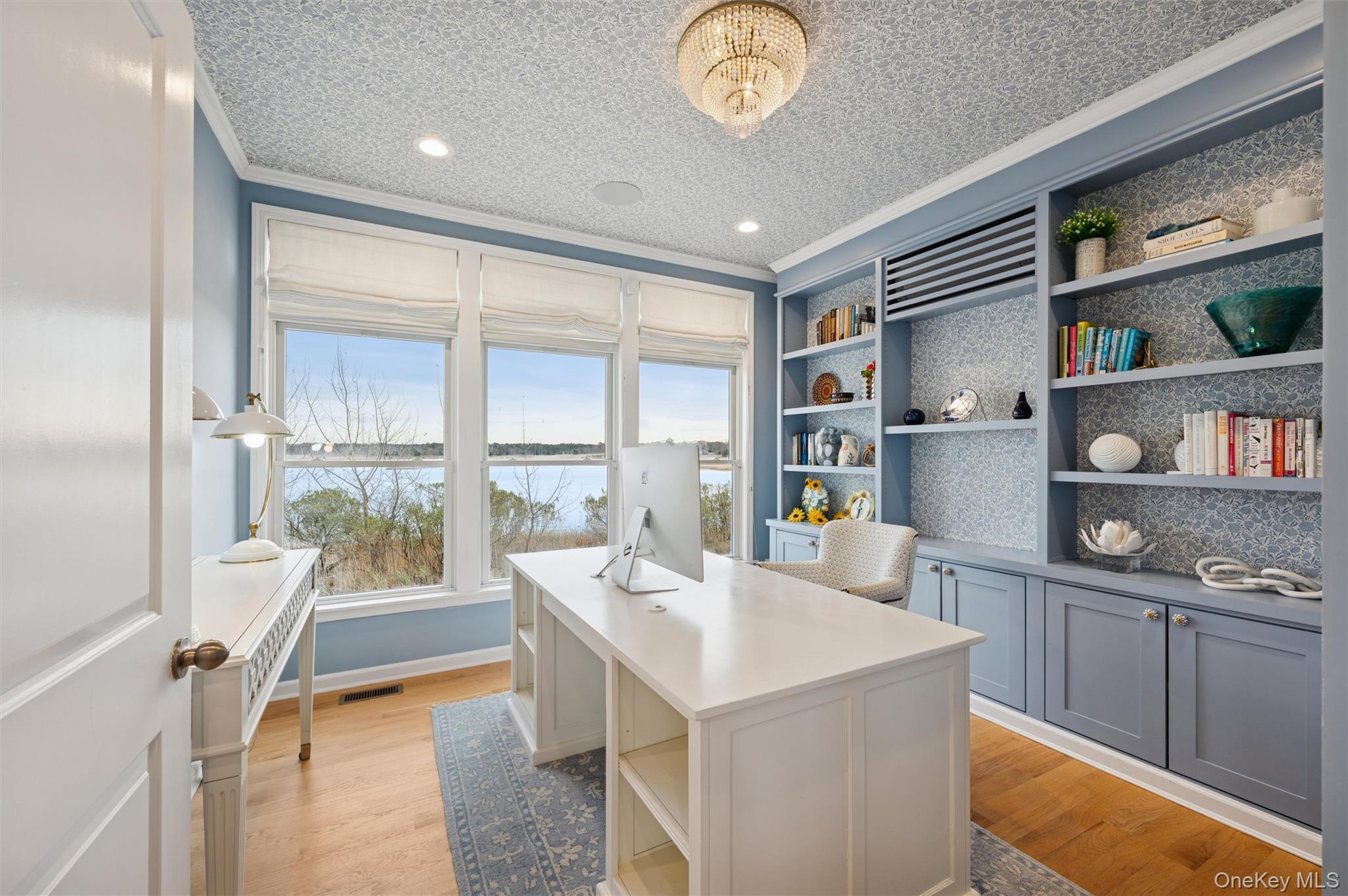 112 Pine Avenue, Flanders, NY 11901