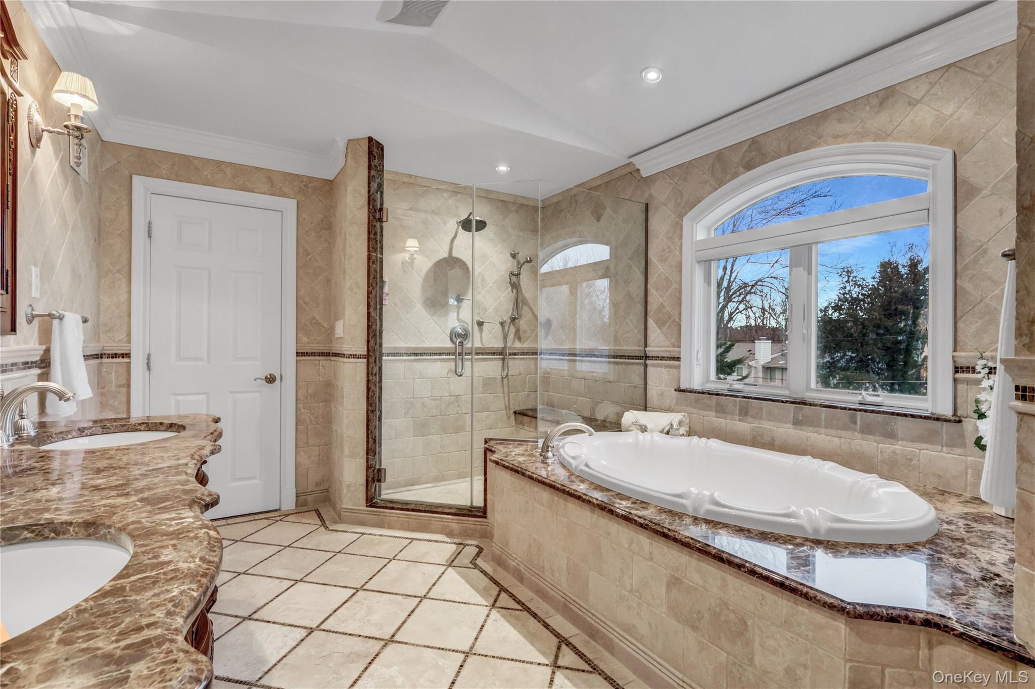 11 Fishermans Drive, Port Washington, NY 11050