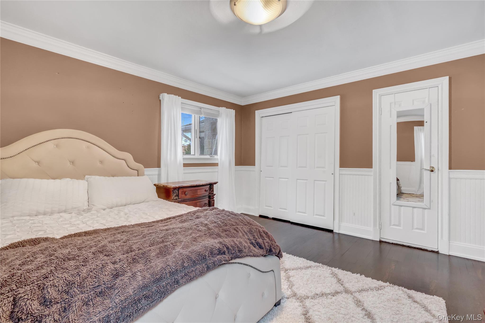 11 Fishermans Drive, Port Washington, NY 11050